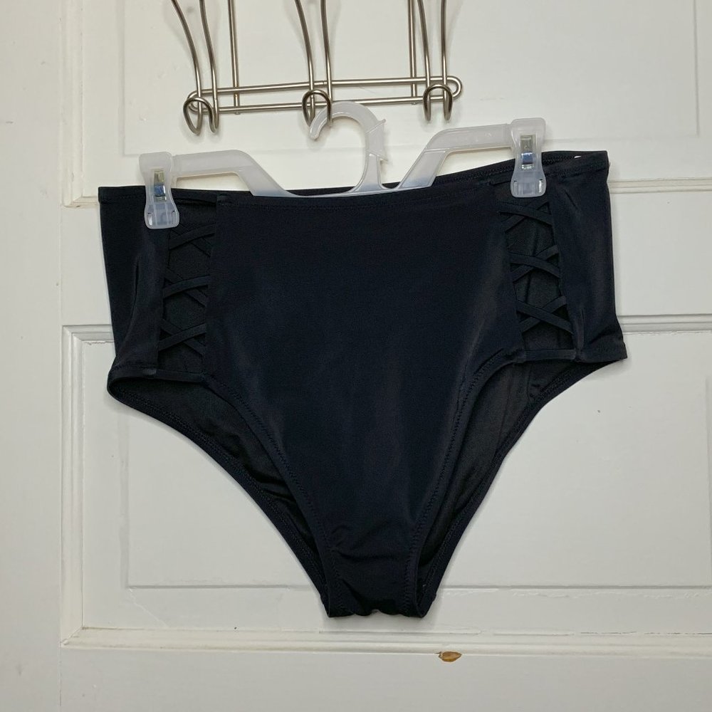 Shade & Shore High Waist Black Bikini Bottoms w/Cutout Design Size Large (L